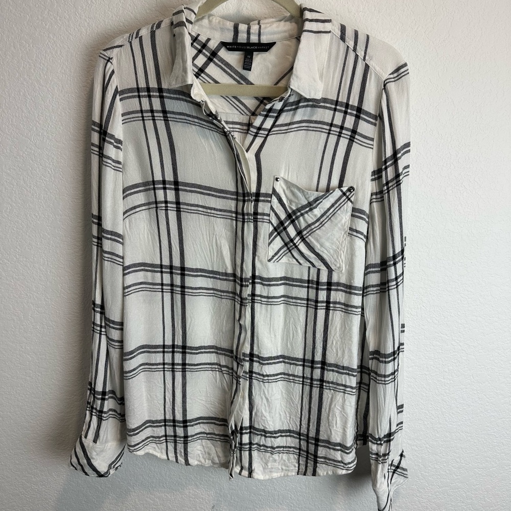 White House Black Market White and Black Plaid Button-Down Shirt